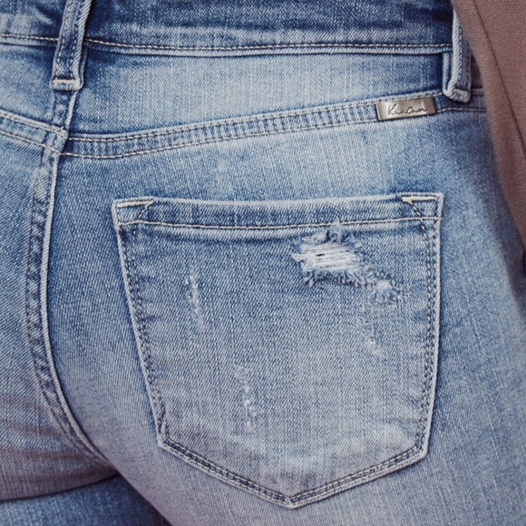 Kancan Estilo Distressed Raw Hem Stretch Denim Skinny Jeans Light Blue, Size 26 - Picture 3 of 8